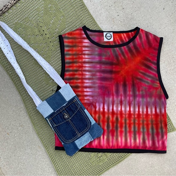 Handmade Deadstock vintage fabric sleeveless top - Picture 7 of 8